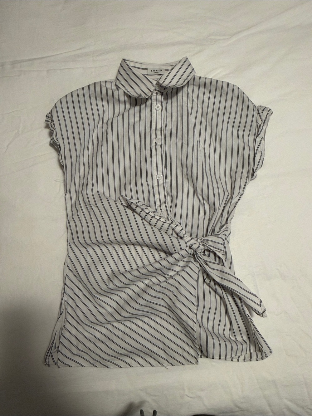 Aritzia White and Navy Striped Tie-Waist Button-Up Top